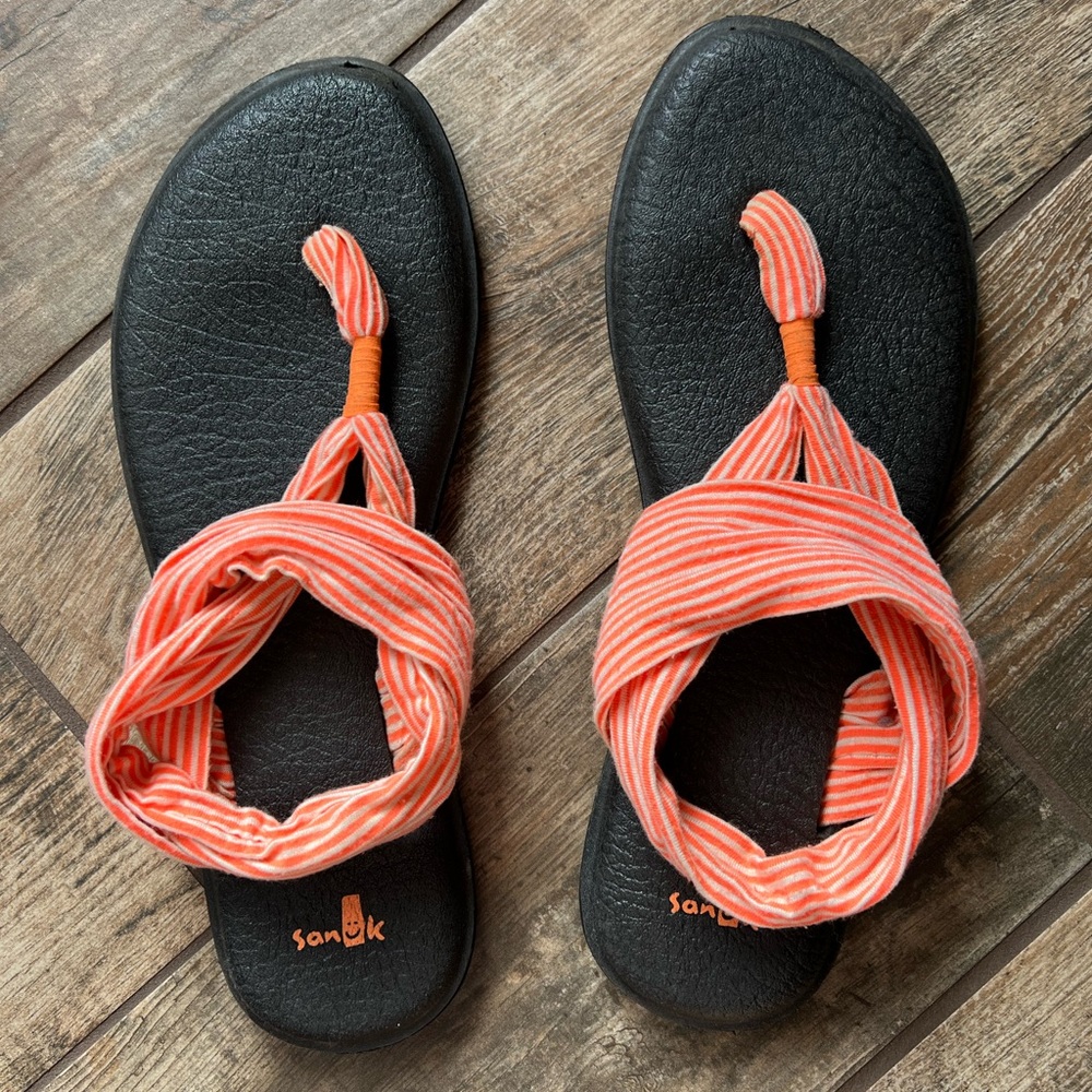 Sanuk Sandals